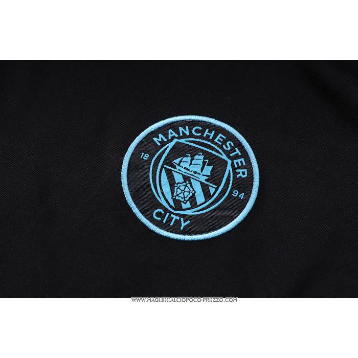 Tuta da Track
 Manchester City 2022-23 Manica Corta
 Nero
 - Pantaloncini
